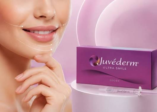 Definirea conturului buzelor cu Juvéderm Ultra Smile în Iași